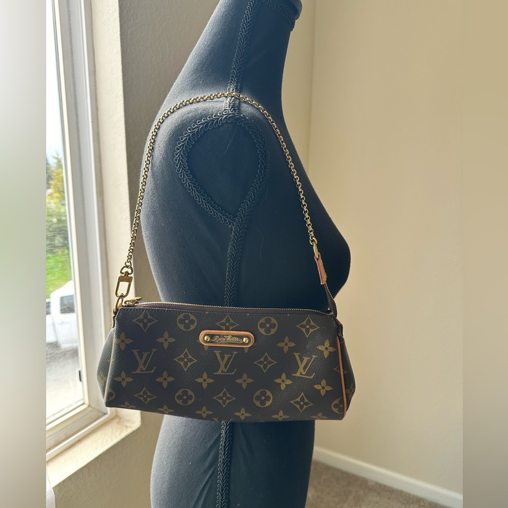 Louis Vuitton Monogram Eva Pochette Bag
